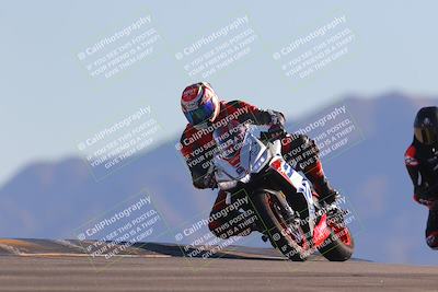media/Nov-06-2023-Moto Forza (Mon) [[ce023d0744]]/3-Intermediate Group/Session 5 (Turn 9)/